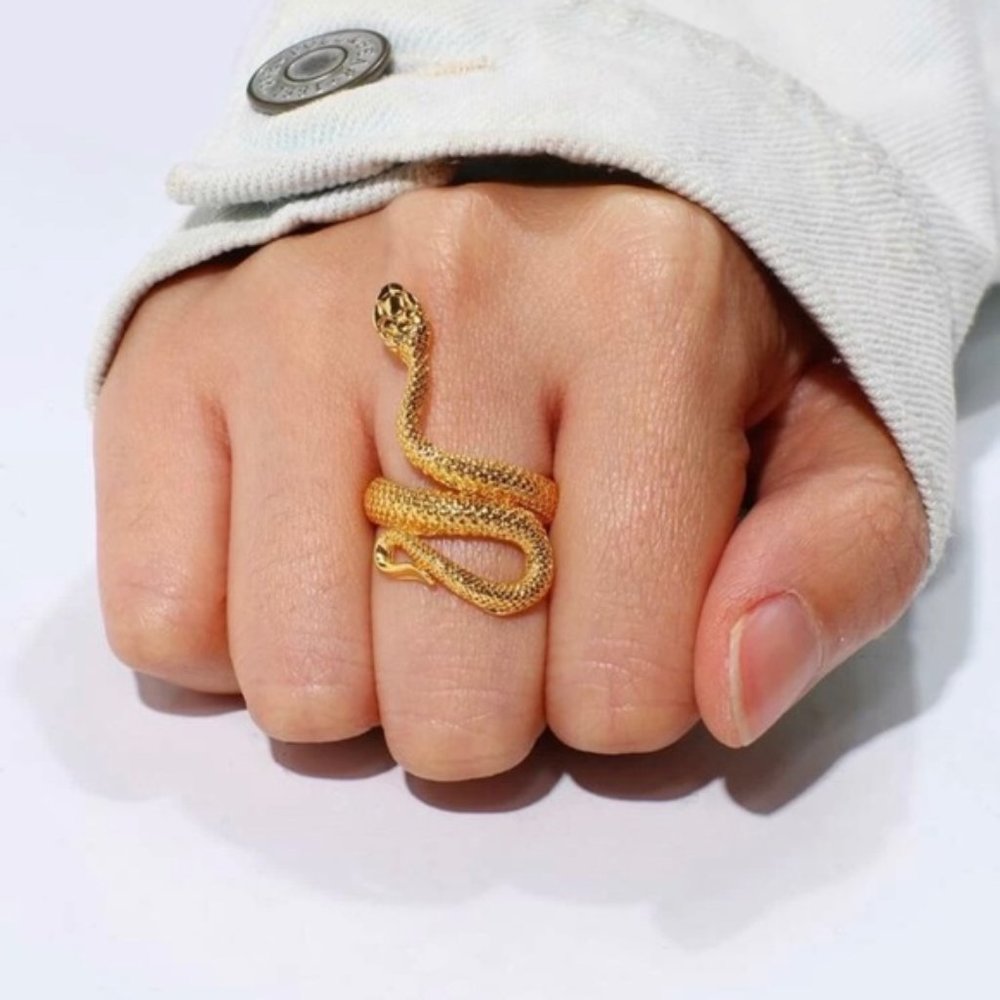 JUST ARRIVED! Gorgeous Gold Toned Snake Wrap Ring